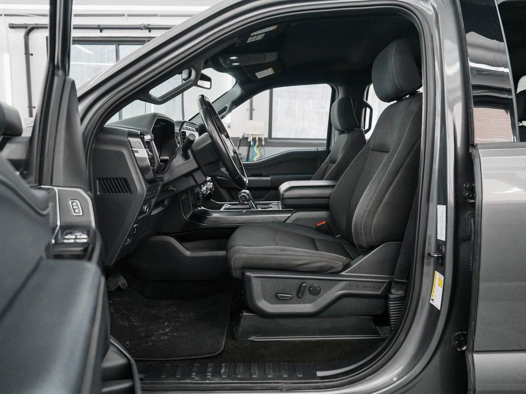 Used 2022 Ford F150 XLT w/ Equipment Group 302A High image 29