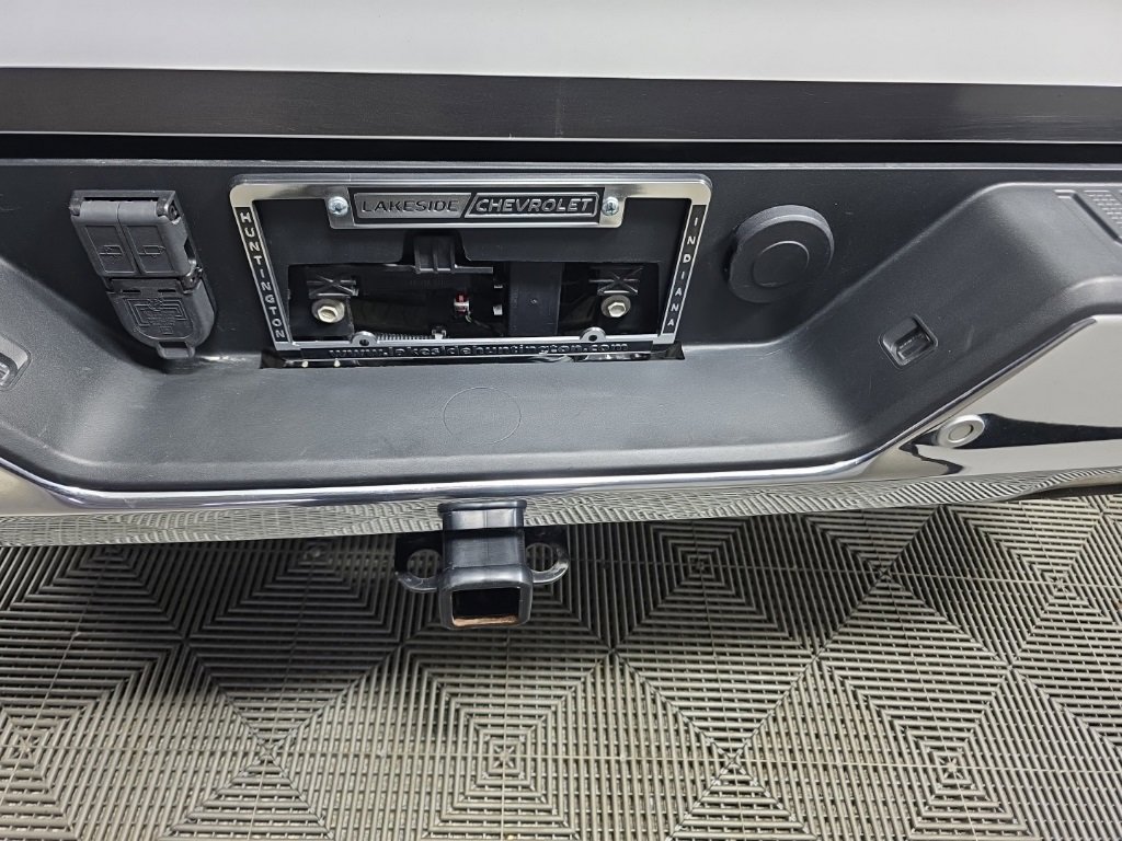 Used 2021 Chevrolet Silverado 1500 LTZ w/ Technology Package image 31