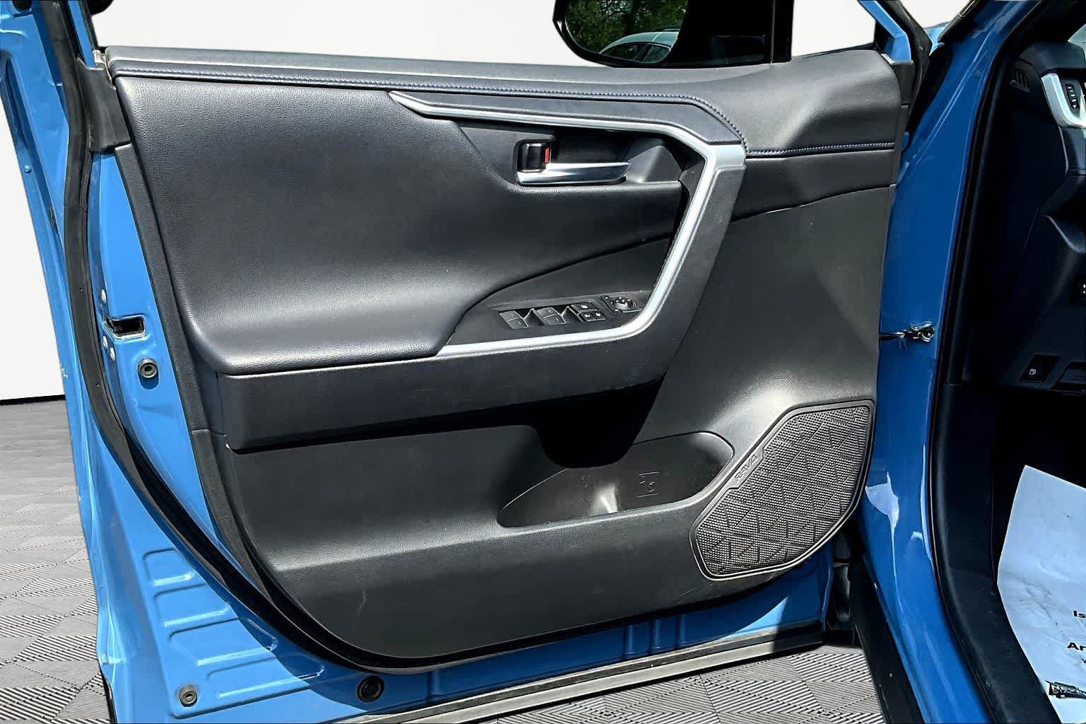 Certified 2024 Toyota RAV4 XSE AWD/4WD image 22