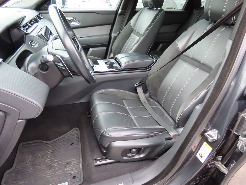 Used 2021 Land Rover Range Rover Velar R-Dynamic S image 40