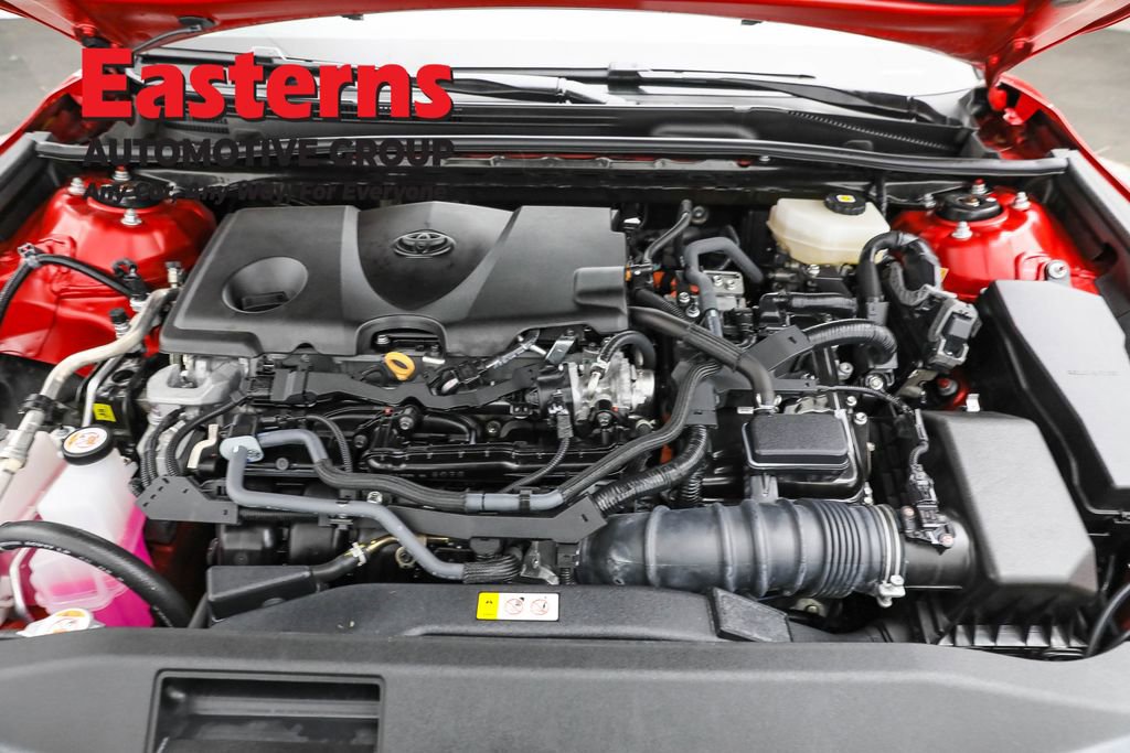 Used 2025 Toyota Camry LE image 7