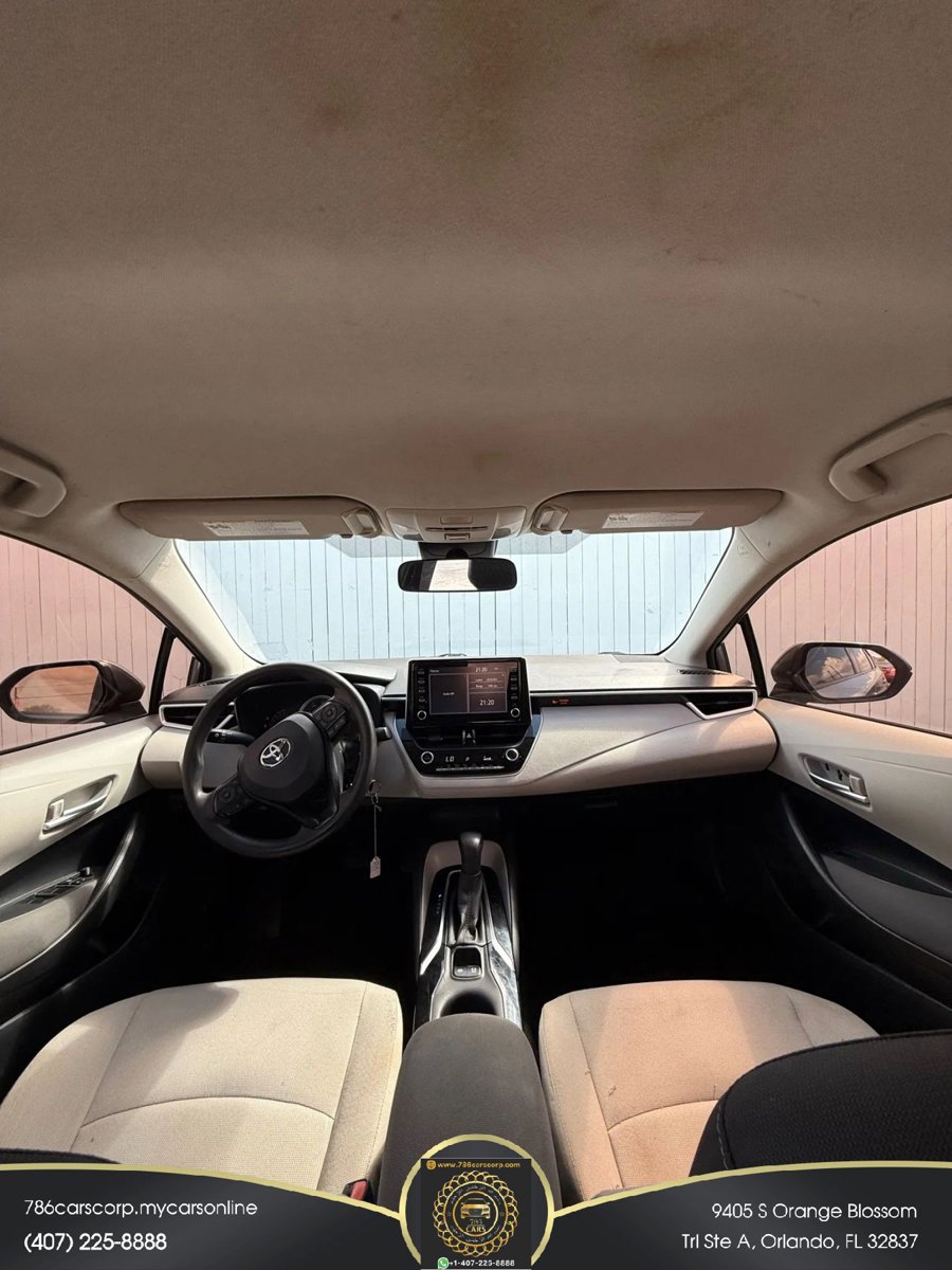 Used 2020 Toyota Corolla LE FWD image 6