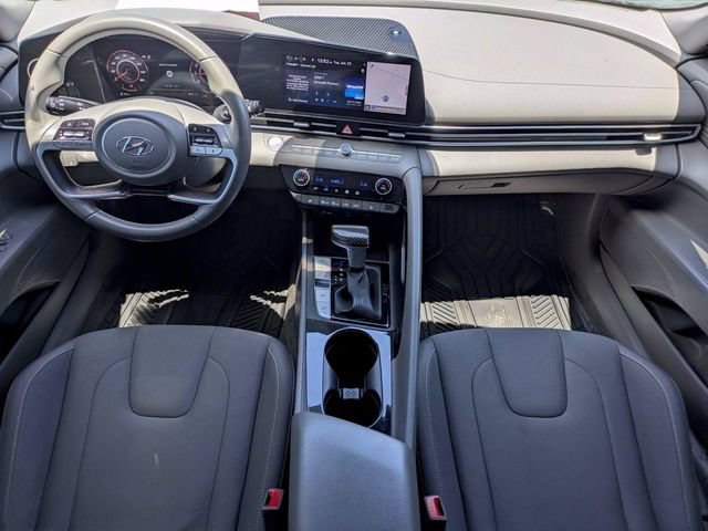 Used 2023 Hyundai Elantra SEL w/ Convenience Package FWD image 19