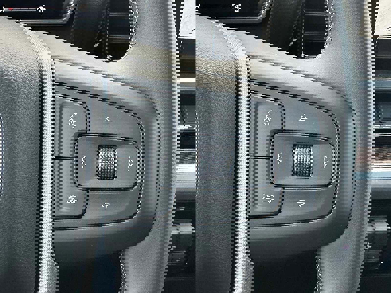 New 2026 GMC Sierra 2500 SLE image 33