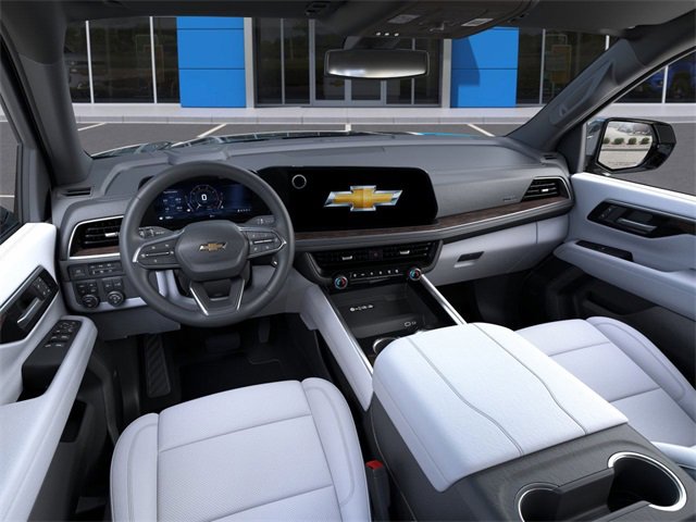 New 2025 Chevrolet Suburban Premier image 16