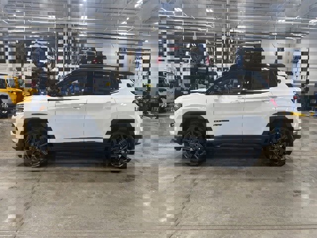 New 2025 Jeep Compass Limited w/ Sun & Sound Group image 4