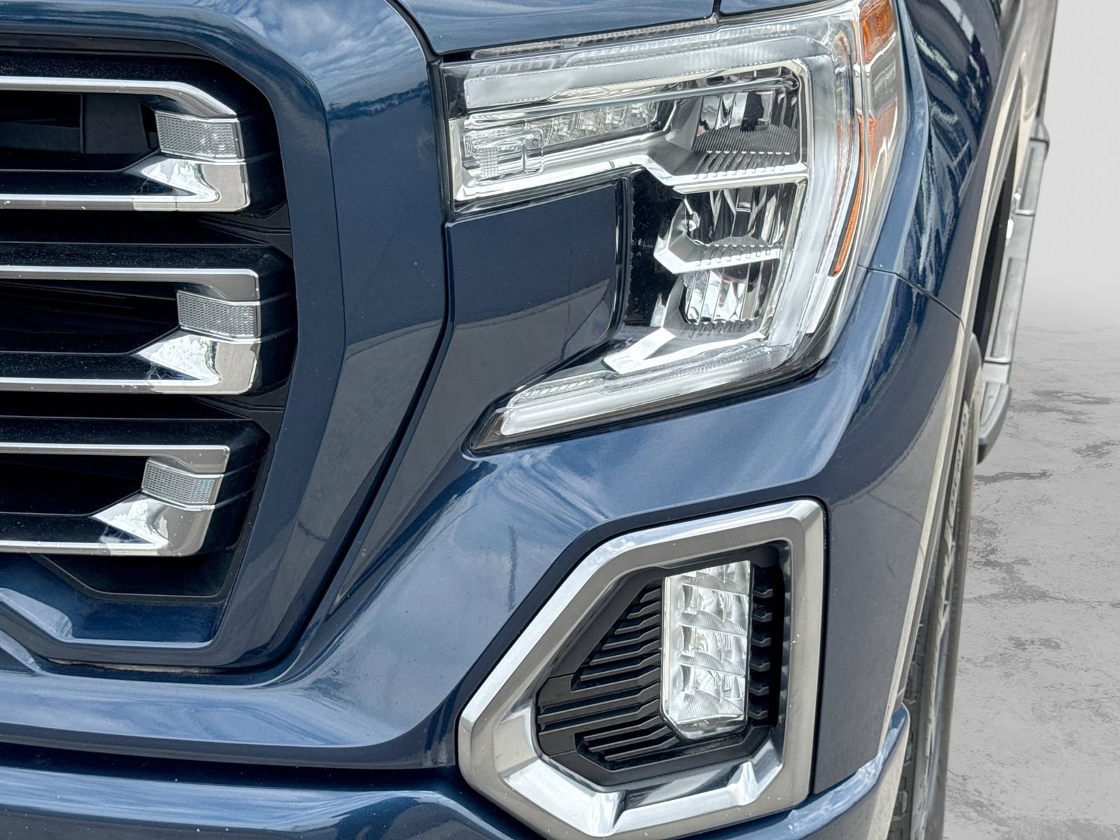 Used 2019 GMC Sierra 1500 AT4 w/ AT4 Premium Package AWD/4WD image 13