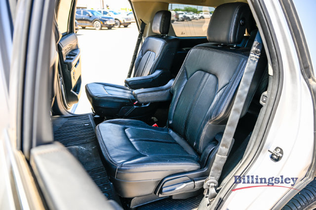 Used 2019 Ford Expedition Platinum AWD/4WD image 11