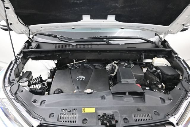 Used 2019 Toyota Highlander Limited FWD image 21