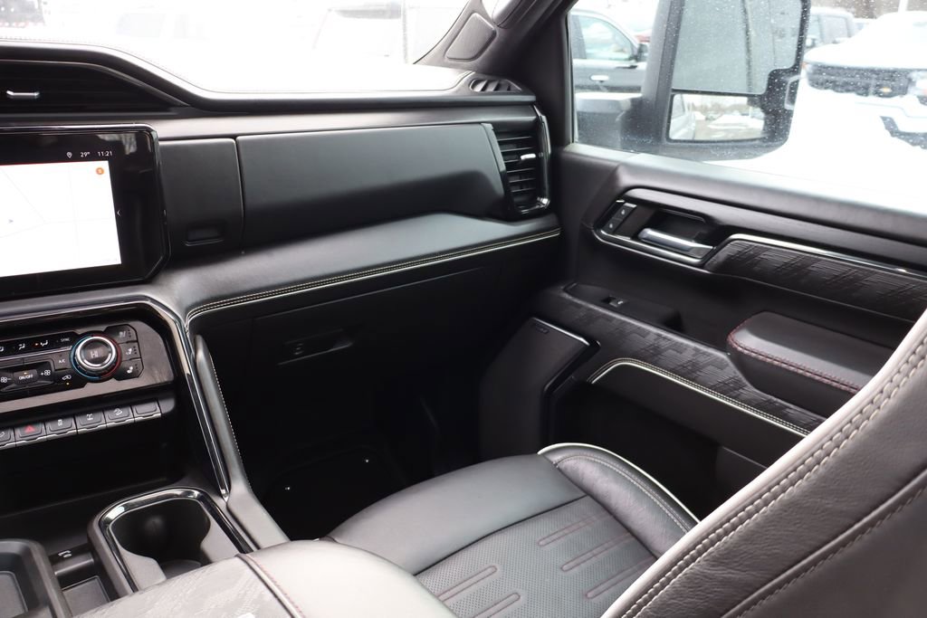 Used 2024 GMC Sierra 2500 AT4X image 54