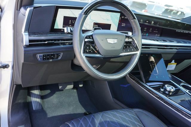 Used 2025 Cadillac Escalade IQ Sport 1 image 14