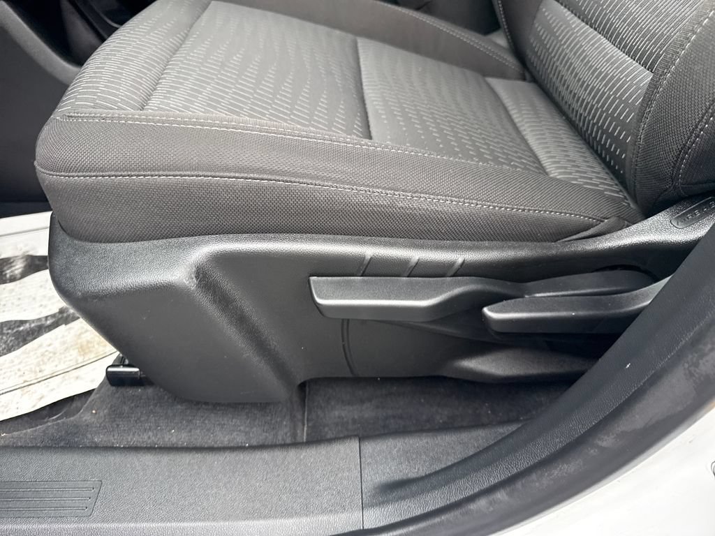 Used 2026 Chevrolet Equinox LT AWD/4WD image 27