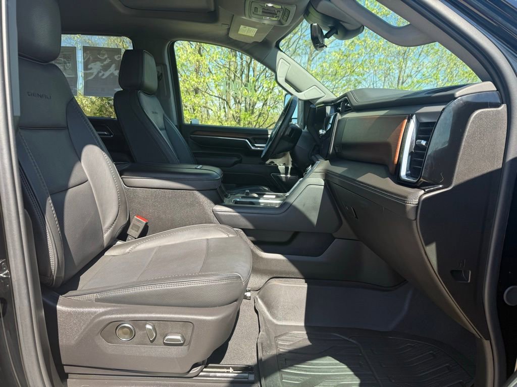 Used 2024 GMC Sierra 2500 Denali w/ Denali Reserve Package image 24