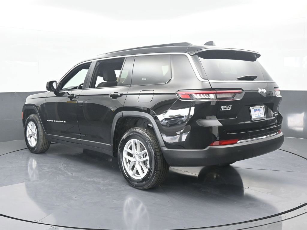 Used 2024 Jeep Grand Cherokee L Laredo image 4