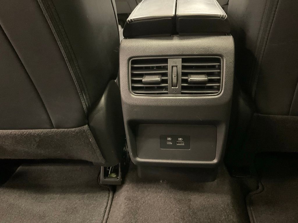 Used 2023 Nissan Rogue SV w/ SV Premium B Package image 34