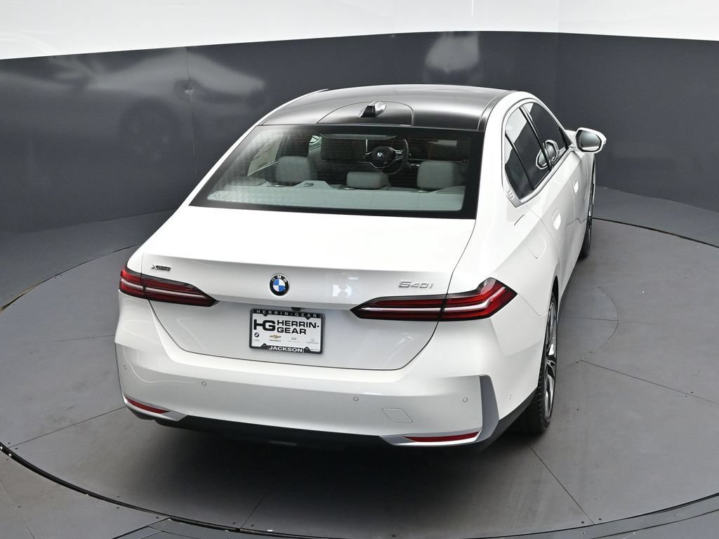 New 2027 BMW 540i xDrive w/ Premium Package AWD/4WD image 34