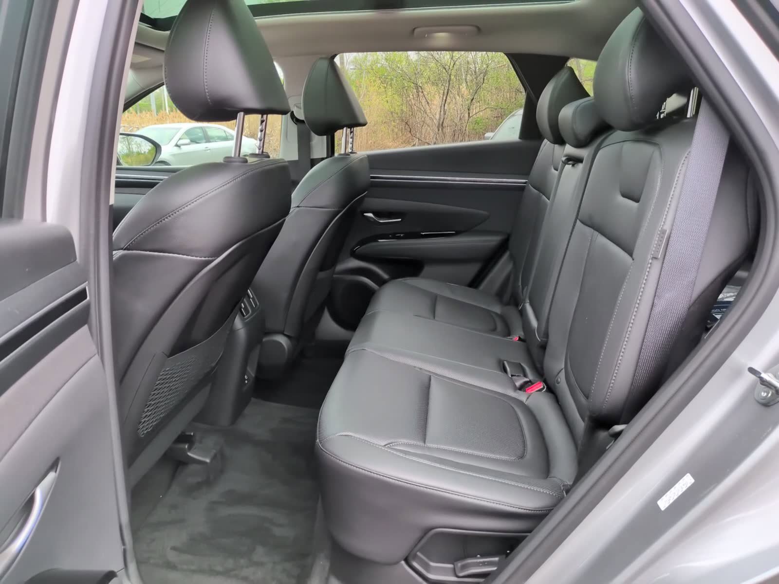 Used 2024 Hyundai Tucson Limited AWD/4WD image 10