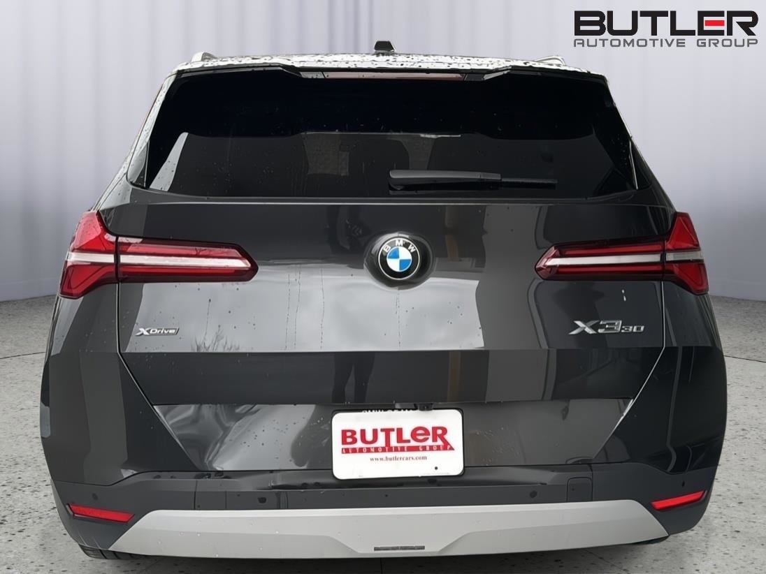 Certified 2025 BMW X3 xDrive30i w/ Premium Package image 5