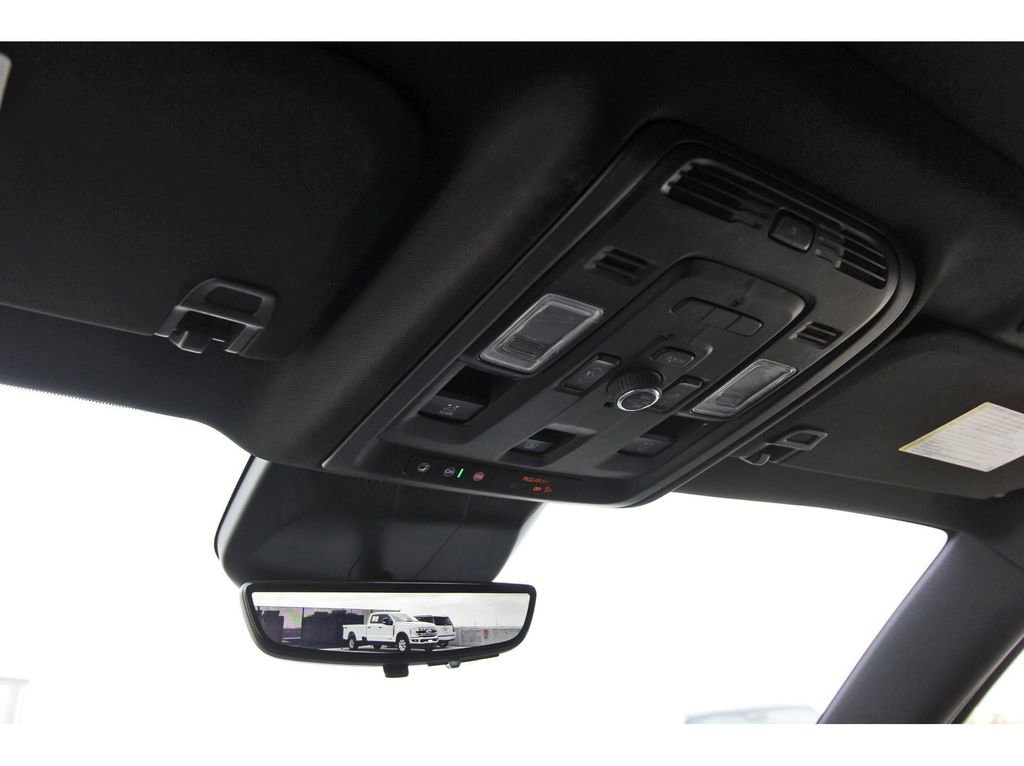 Used 2023 Cadillac Escalade ESV Premium Luxury image 13