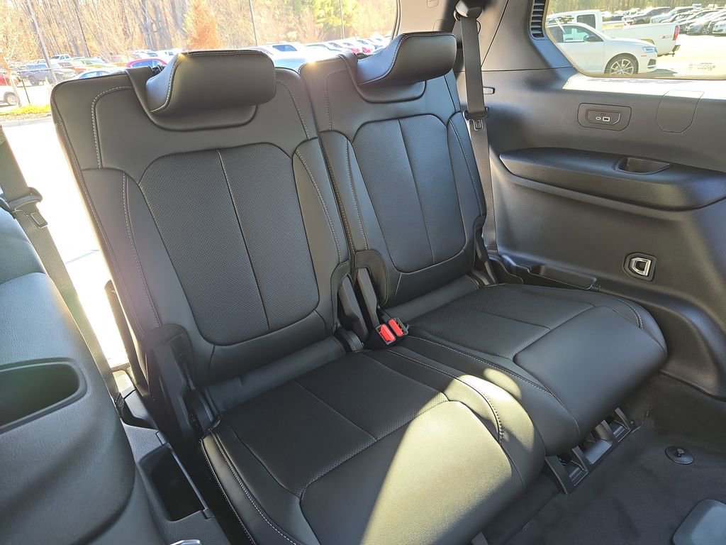 New 2025 Jeep Grand Cherokee L Limited w/ Luxury Tech Group II image 13