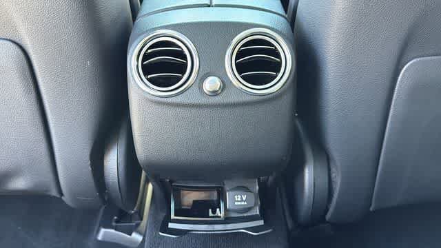Used 2016 Mercedes-Benz GLC 300 4MATIC image 30