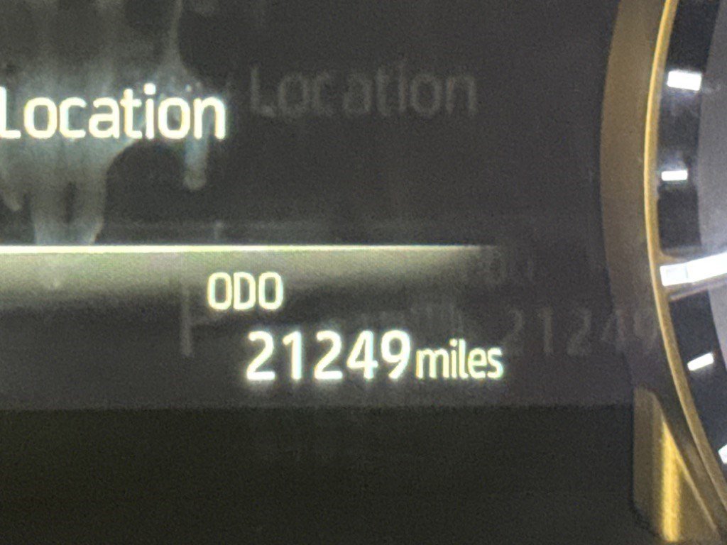 Used 2023 Toyota Highlander LE image 41