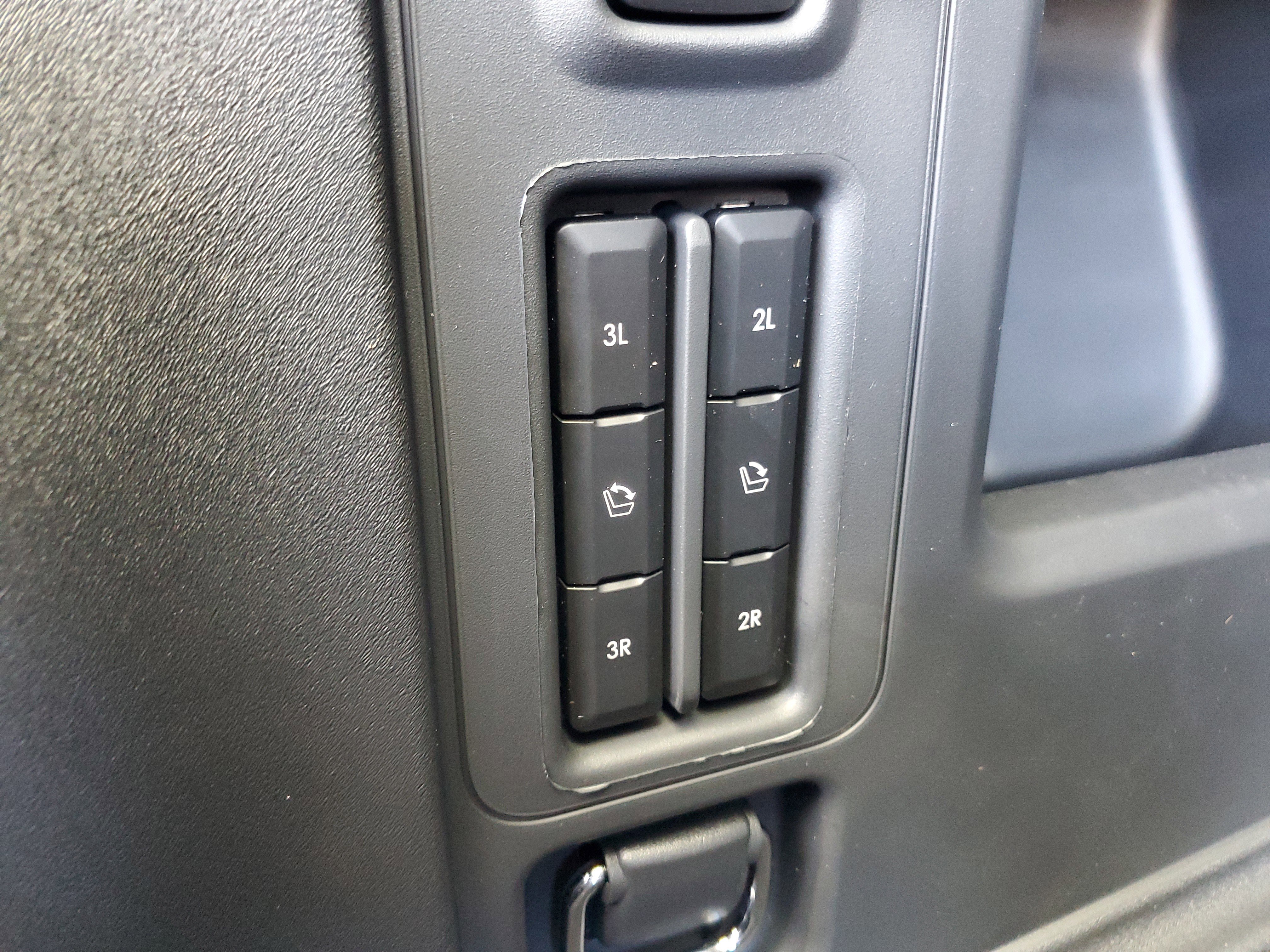 New 2025 Lincoln Navigator Reserve w/ Jet Appearance Package image 34