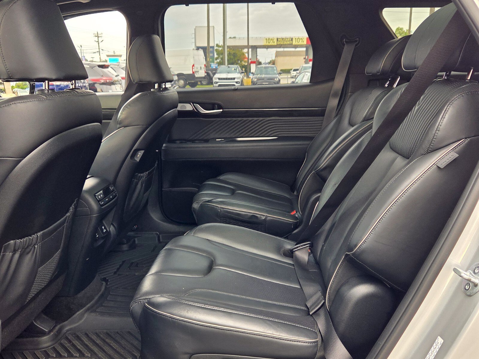 Used 2023 Hyundai Palisade Calligraphy FWD image 6