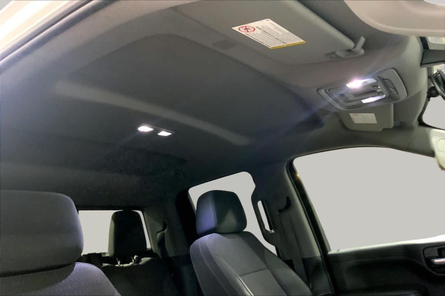 Used 2022 GMC Sierra 2500 SLE w/ SLE Value Package; AWD/4WD image 14
