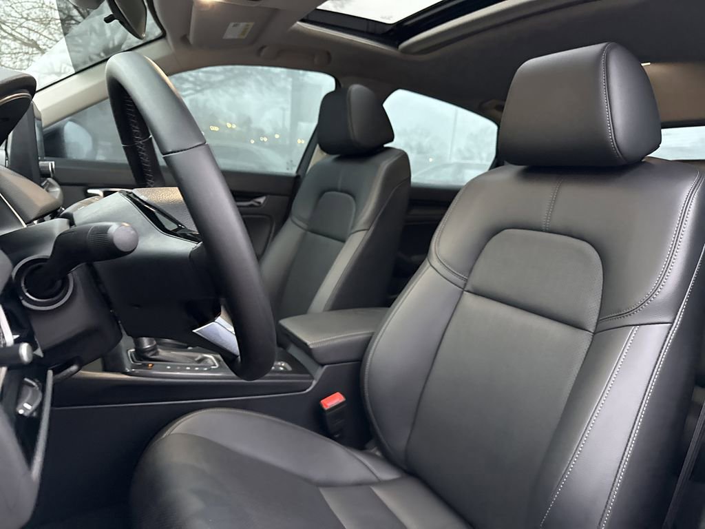 Used 2024 Honda Civic EX-L image 18