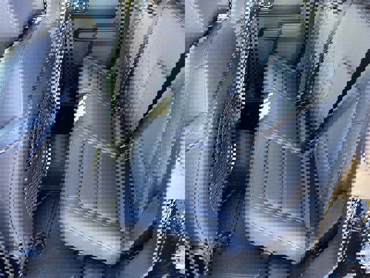 New 2025 Ford Bronco Badlands image 18