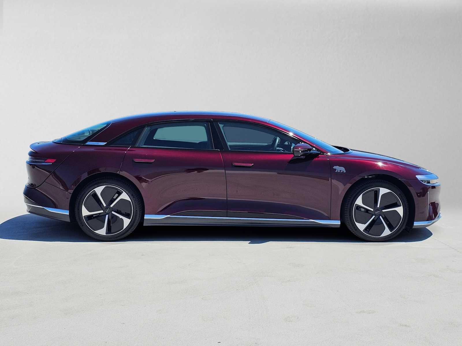 Used 2025 Lucid Air Touring AWD/4WD image 2