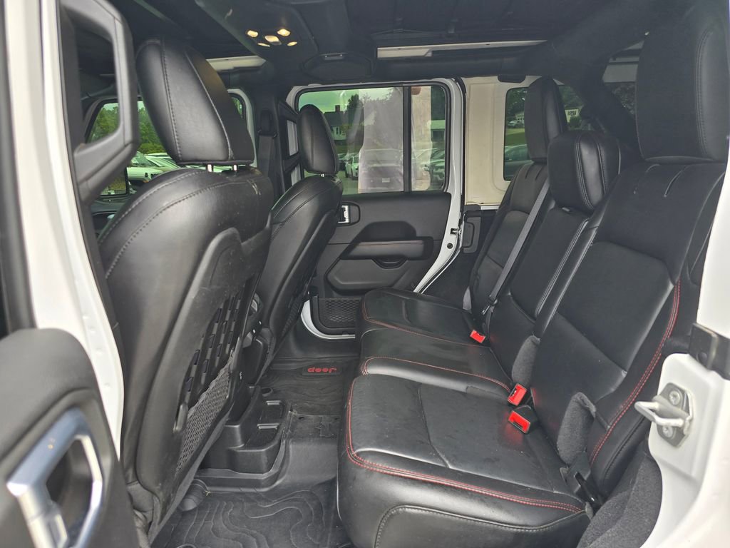 Used 2021 Jeep Wrangler Unlimited Rubicon w/ Xtreme Recon 35" Tire Package AWD/4WD image 10