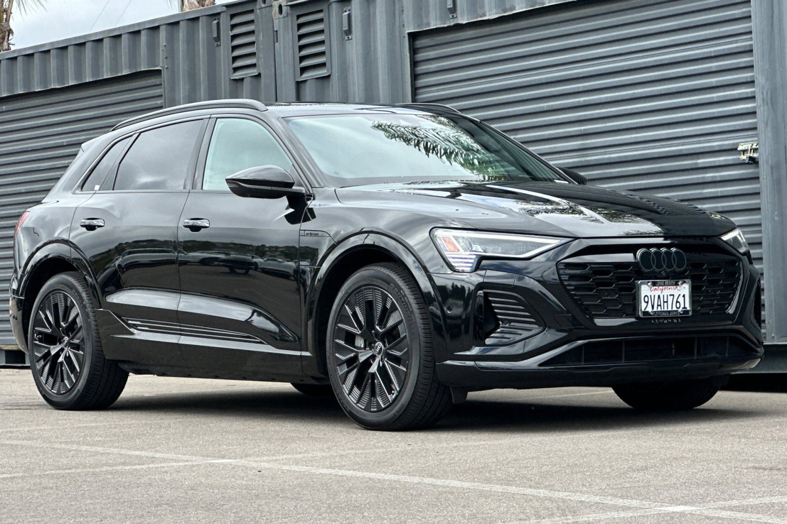 Used 2024 Audi Q8 e-tron Prestige w/ Prestige Package image 10