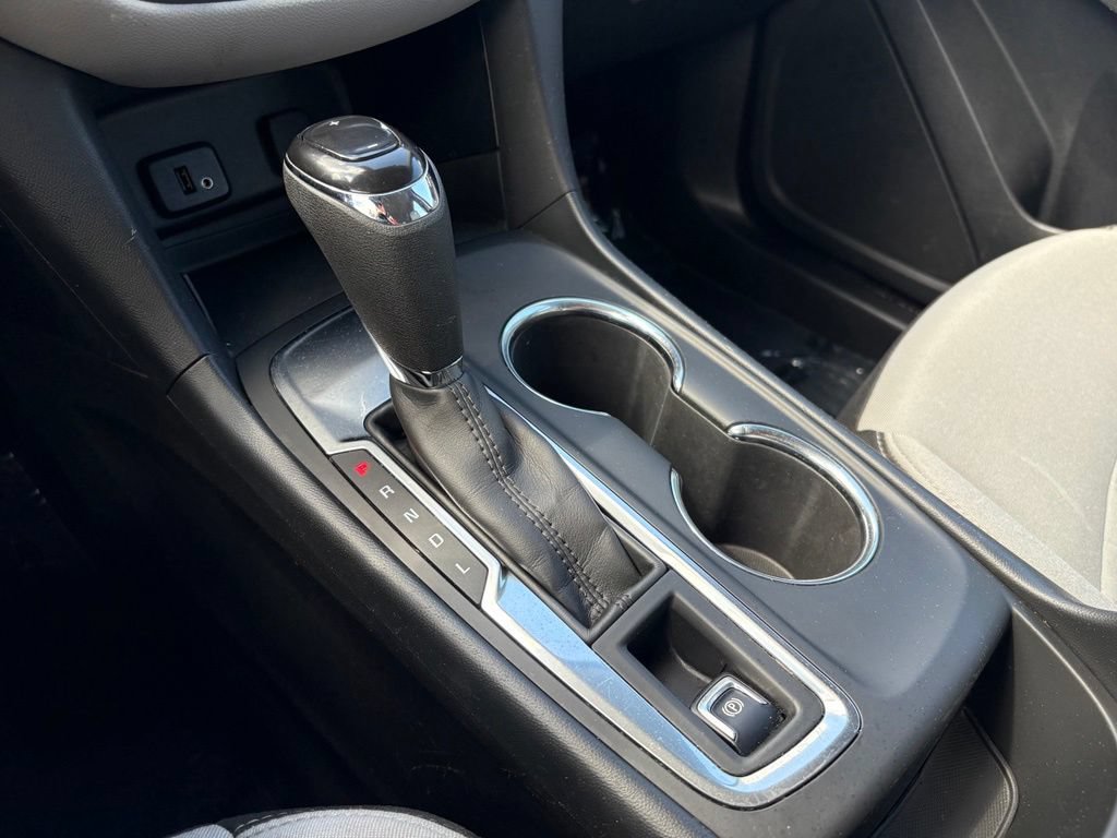 Used 2018 Chevrolet Equinox LS FWD image 23