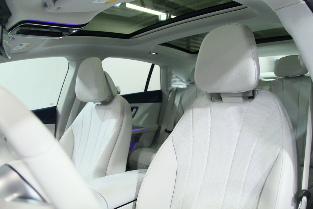 Used 2023 Mercedes-Benz EQE 350+ 4MATIC Sedan image 6