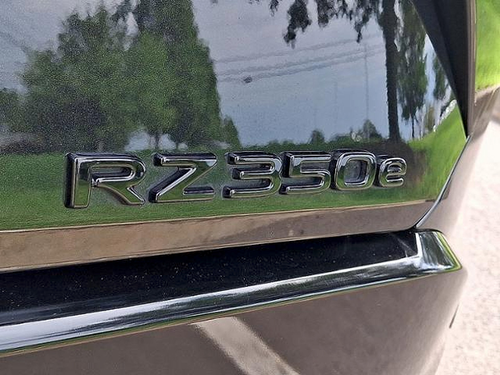 Used 2026 Lexus RZ 350e 2WD w/ Technology Package image 30