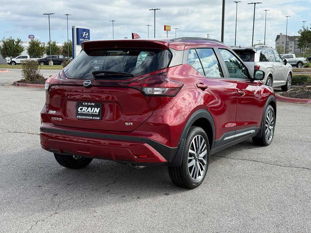 Used 2024 Nissan Kicks SR w/ SR Premium Package FWD image 7