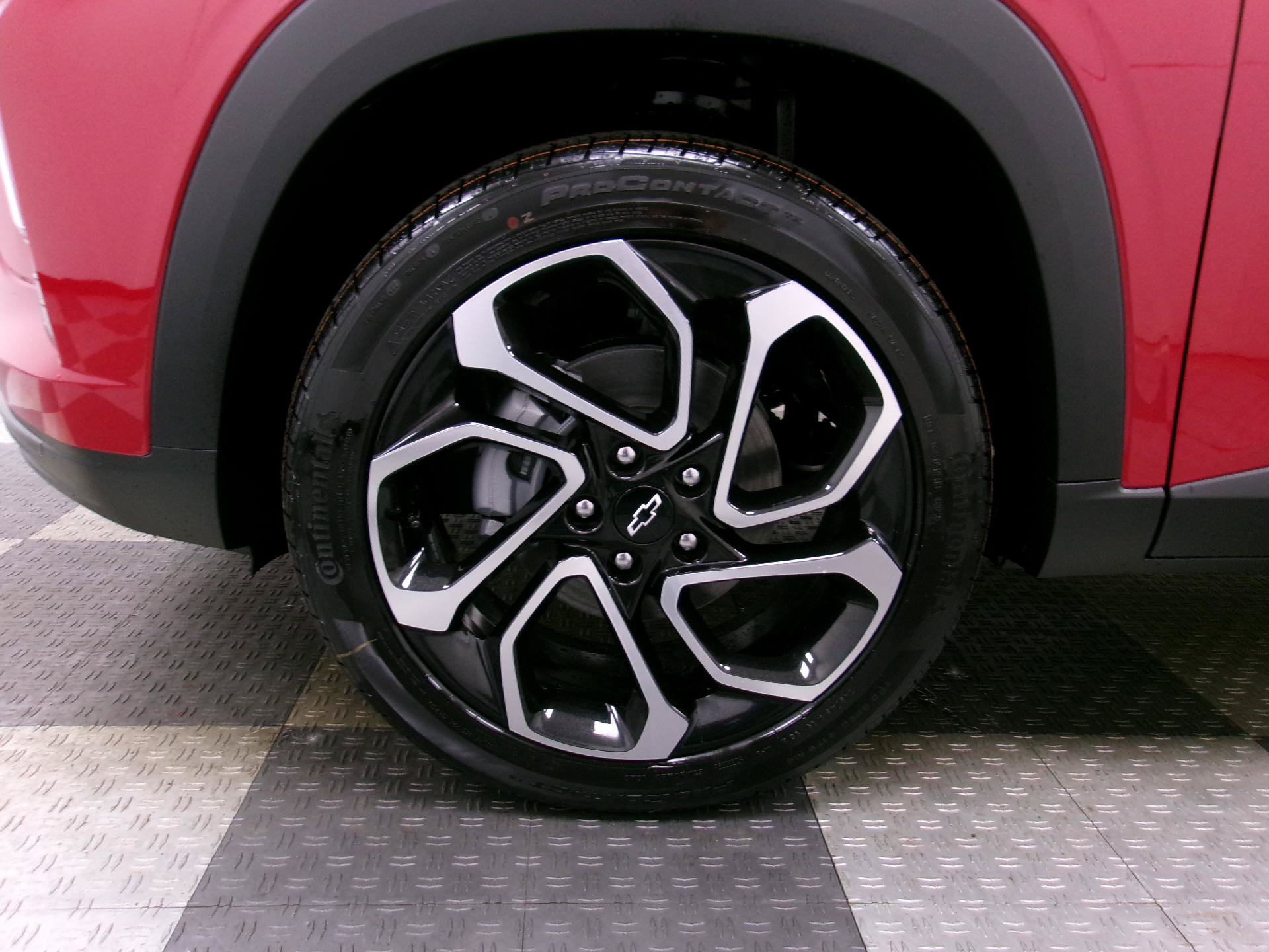 New 2026 Chevrolet Trax RS w/ Driver Confidence Package FWD image 15