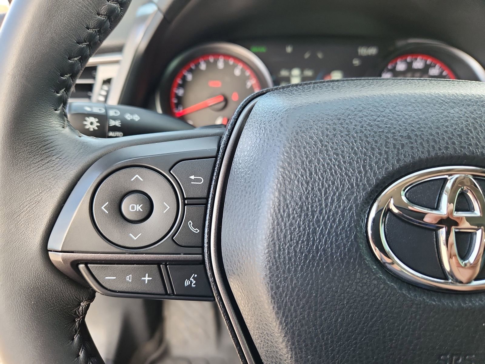 Used 2023 Toyota Camry XSE image 21