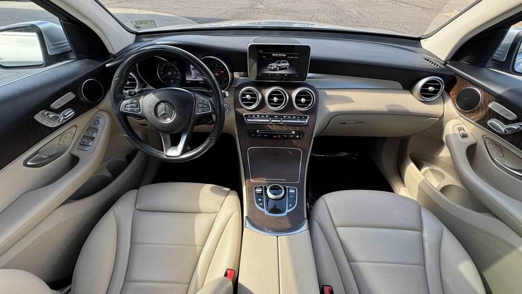 Used 2019 Mercedes-Benz GLC 300 4MATIC image 33