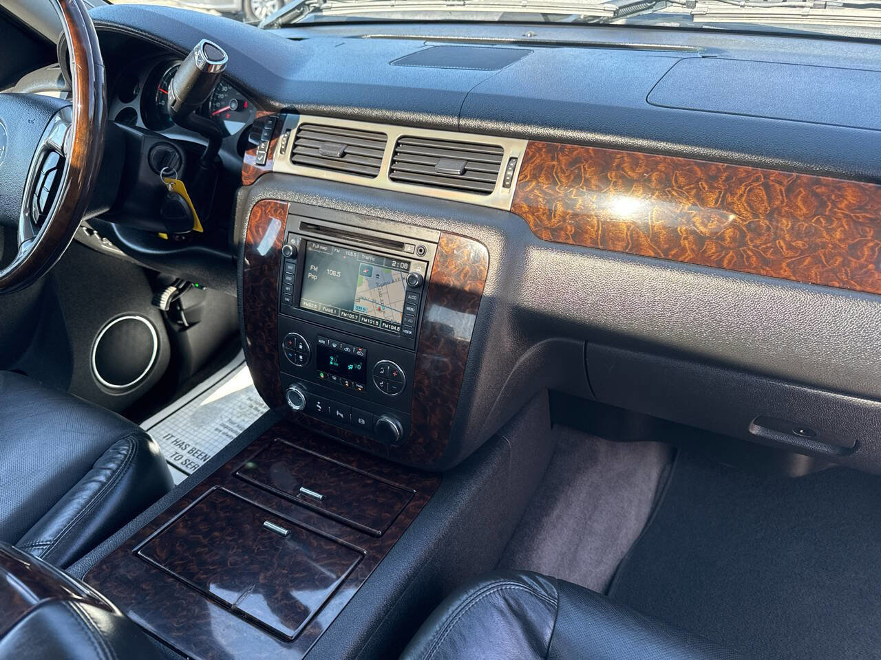 Used 2011 GMC Sierra 3500 Denali image 17