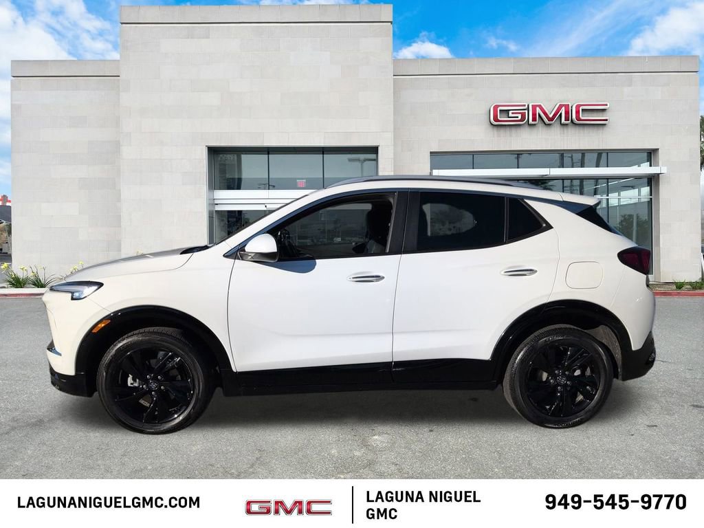 Used 2024 Buick Encore GX Sport Touring image 6