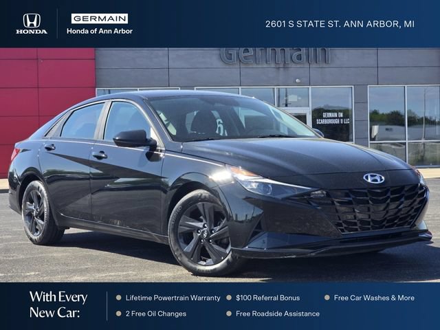 Used 2022 Hyundai Elantra SEL FWD image 1
