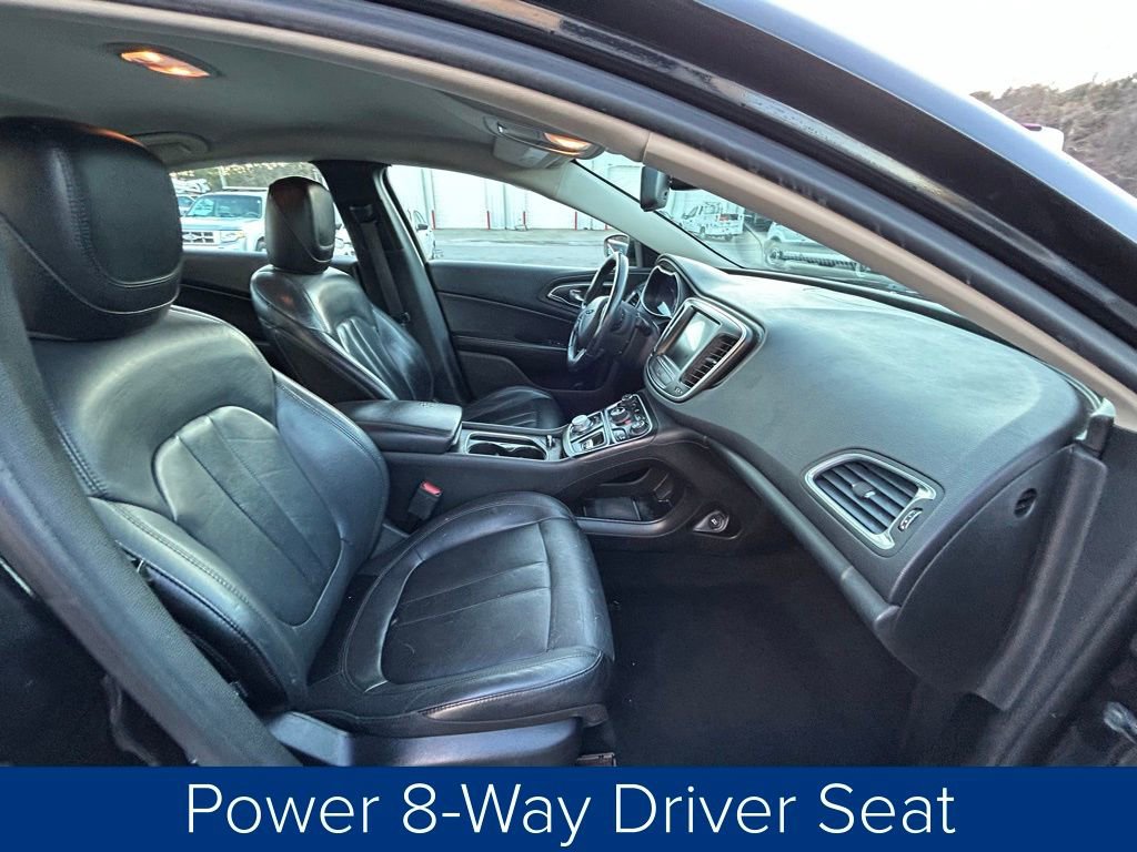 Used 2017 Chrysler 200 Limited Platinum image 24