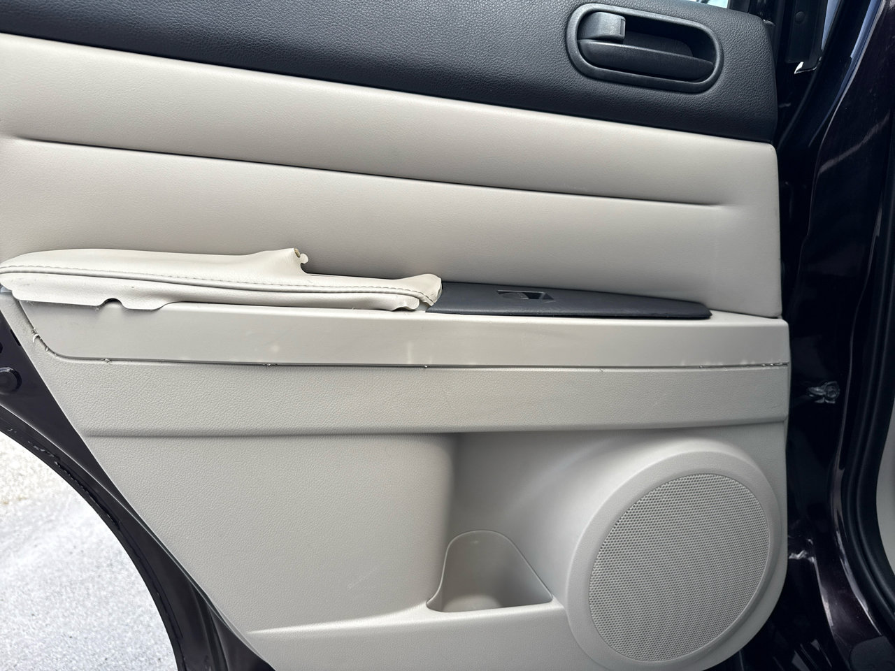 Used 2010 MAZDA CX-7 i SV image 24