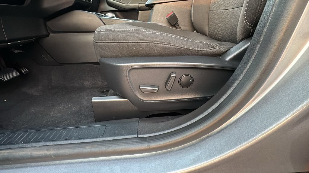 Used 2024 Ford Escape Active FWD image 9