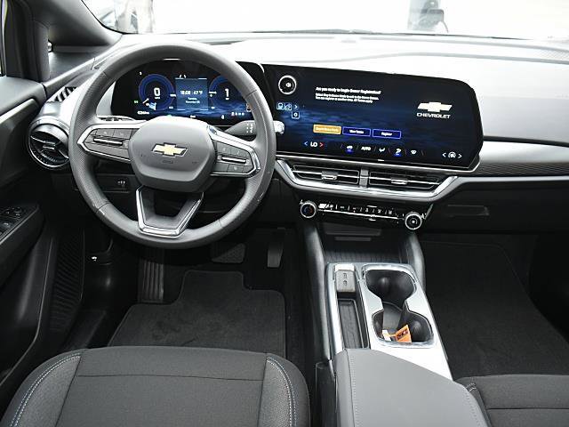 New 2026 Chevrolet Equinox EV LT image 9