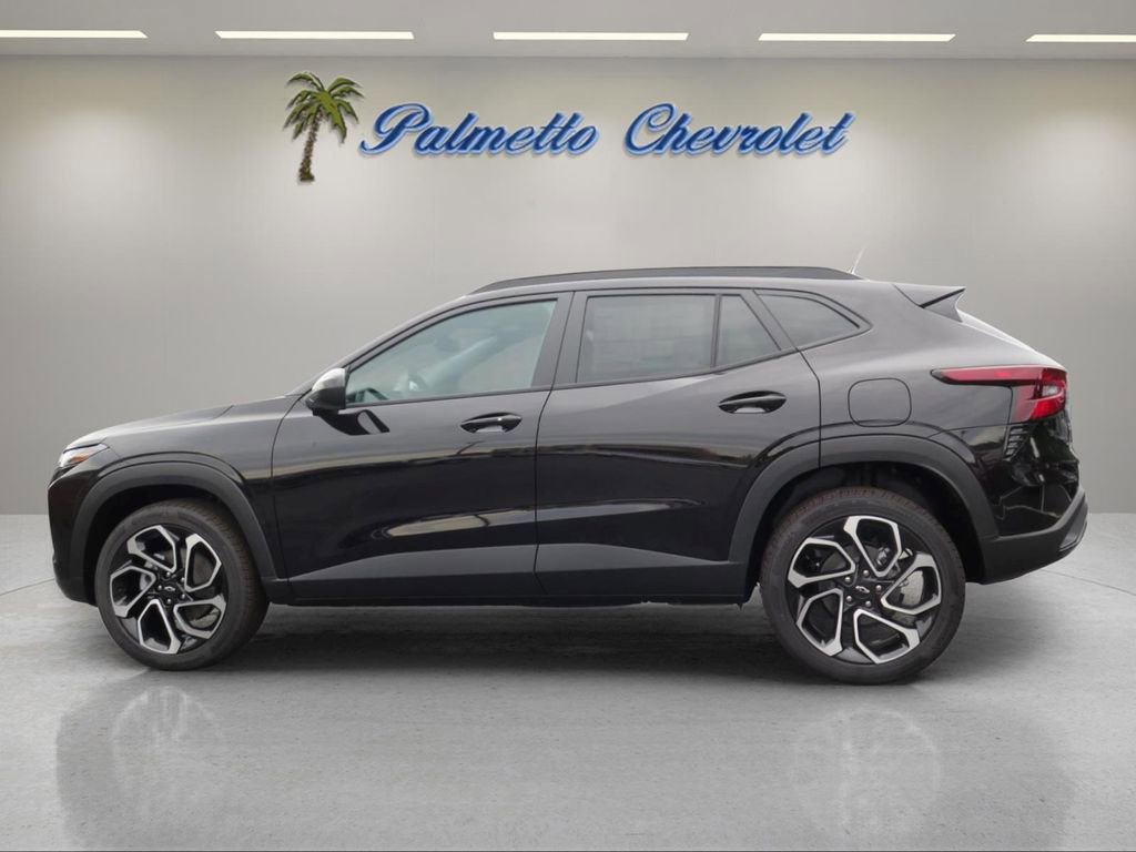 New 2026 Chevrolet Trax RS w/ Driver Confidence Package FWD image 5
