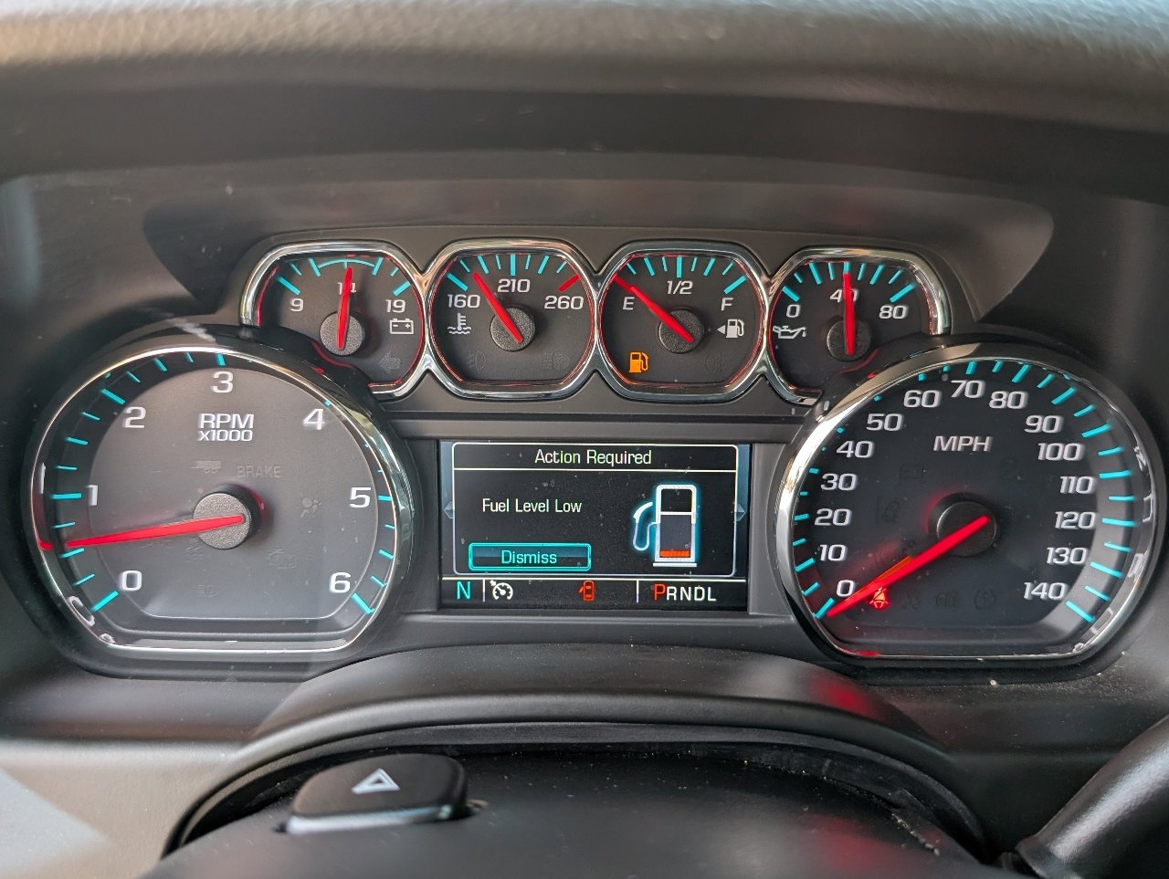 Used 2018 Chevrolet Suburban LS RWD image 19